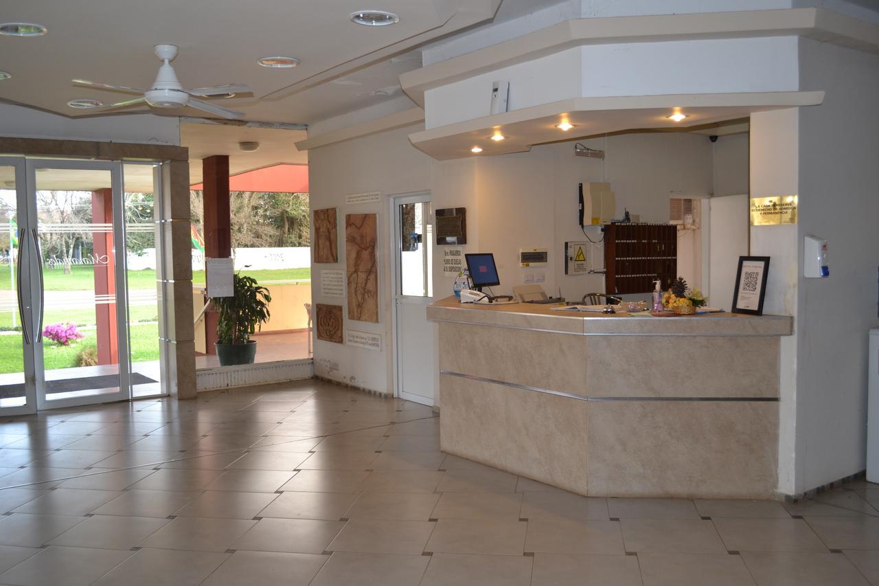 Manantiales Hotel De Turismo 몬테 카세로스 외부 사진