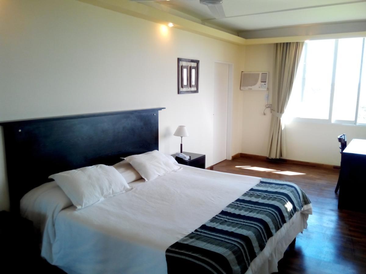 Manantiales Hotel De Turismo 몬테 카세로스 외부 사진