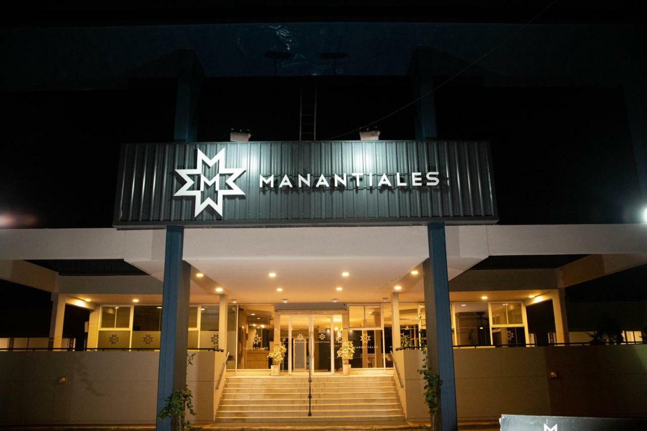 Manantiales Hotel De Turismo 몬테 카세로스 외부 사진